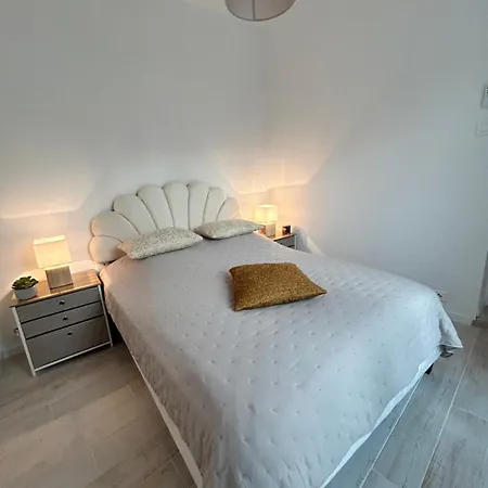 Vakantiehuis Jolie Maison De Proche Du Centre Et De La *