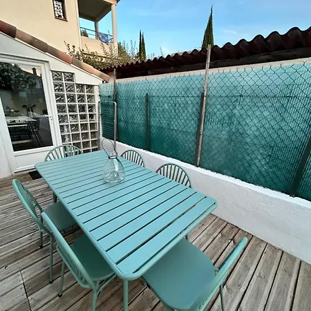 Jolie Maison De Proche Du Centre Et De La *