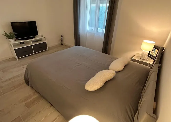 Jolie Maison De Proche Du Centre Et De La Nyaraló Saint-Raphaël