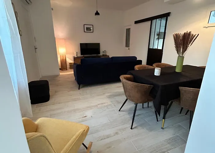 Nyaraló Jolie Maison De Proche Du Centre Et De La